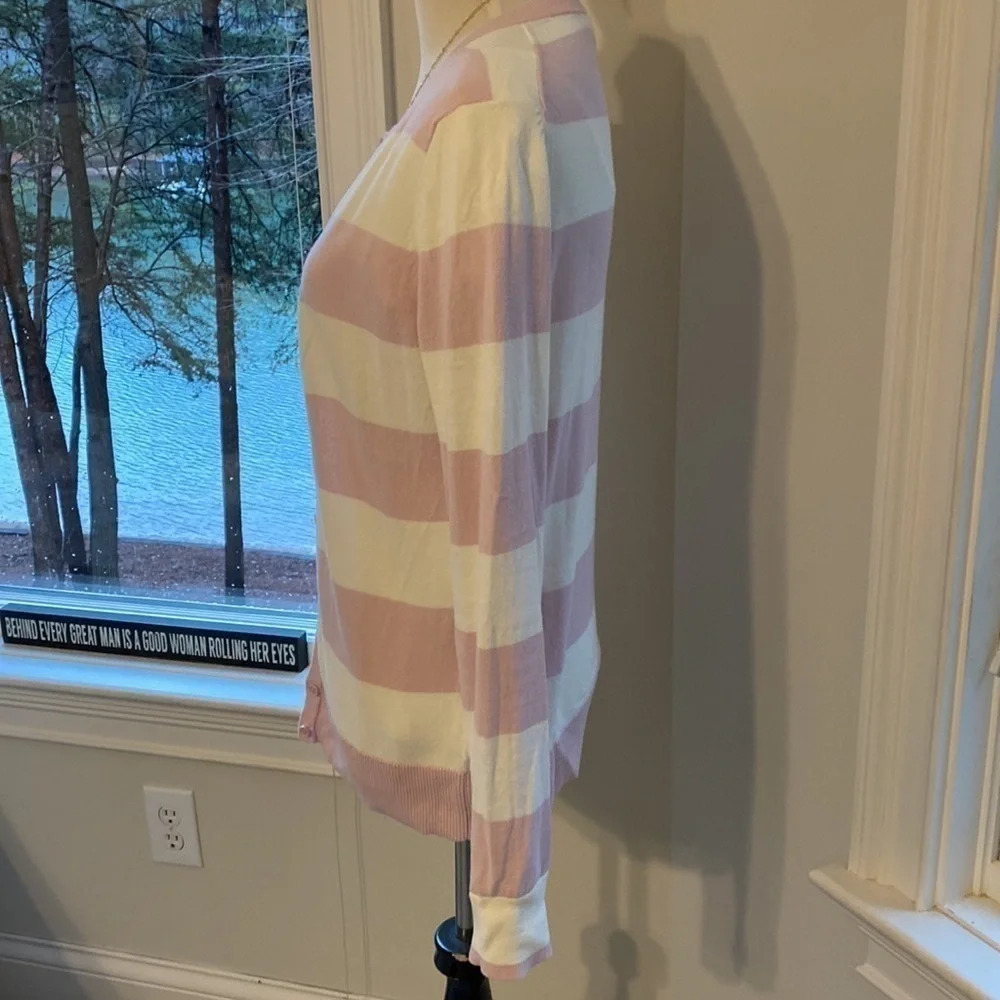 GAP LS Cardigan Sweater, Like New - Picture 4 of 7
